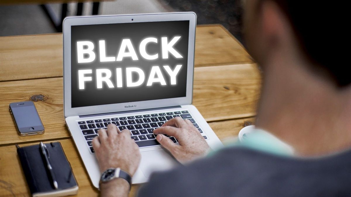 Ende November ist der Black Friday, an dem der Handel mit besonderen Schnäppchen wirbt. von Pixabay.com/un-perfect