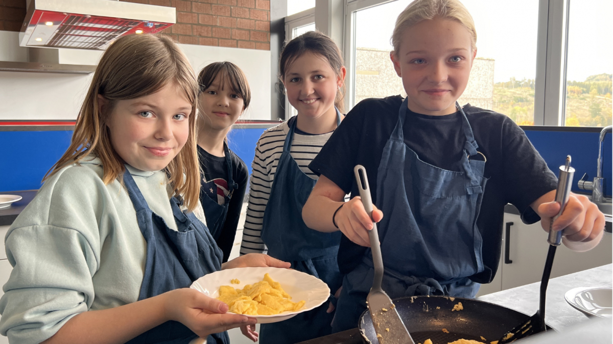 Einen Einblick in das Schulleben an der Sekundarschule Hundem-Lenne und verschiedene Projekte und Angebote für Schüler gibt es beim Tag der offenen Tür. von privat