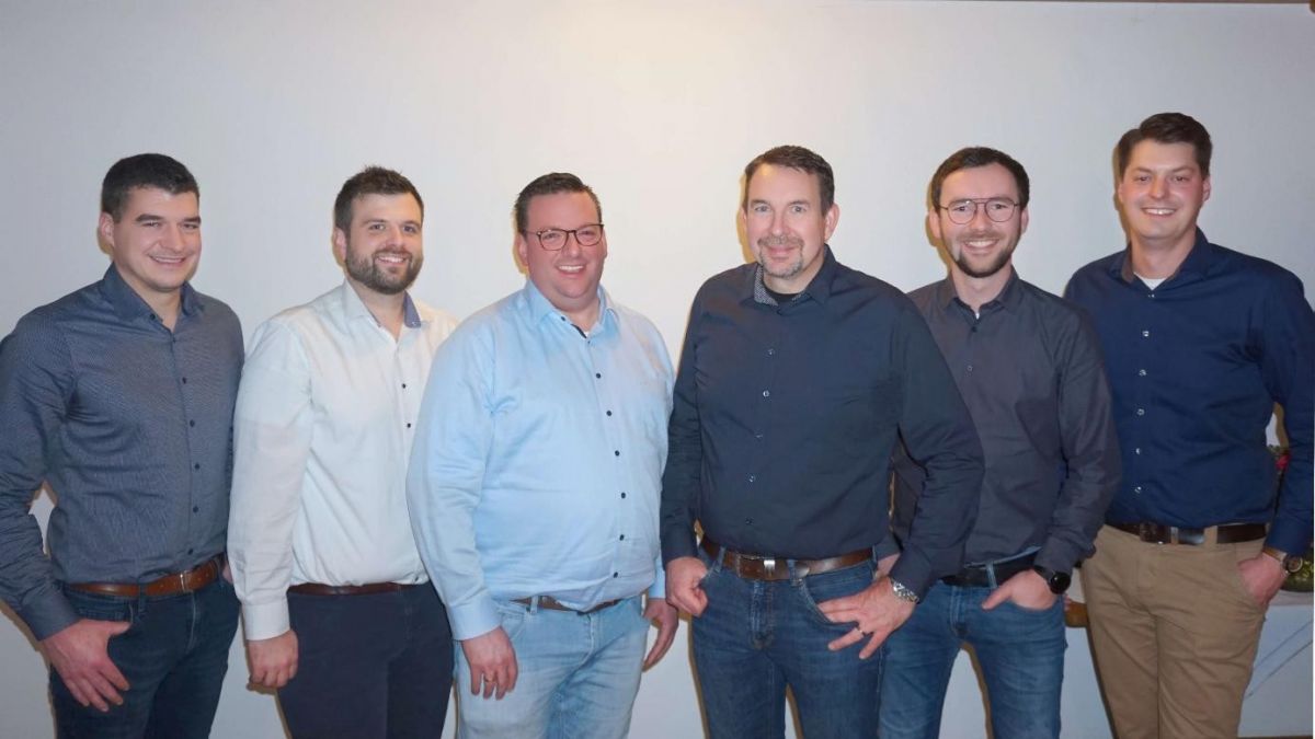 Der neue Vorstand des Würdinghauser Schützenvereins (von links): Manuel Reichling, Christopher Henke, Fabian Heimes, Michael Richard, Felix Beste und Jonas Sasse. von privat