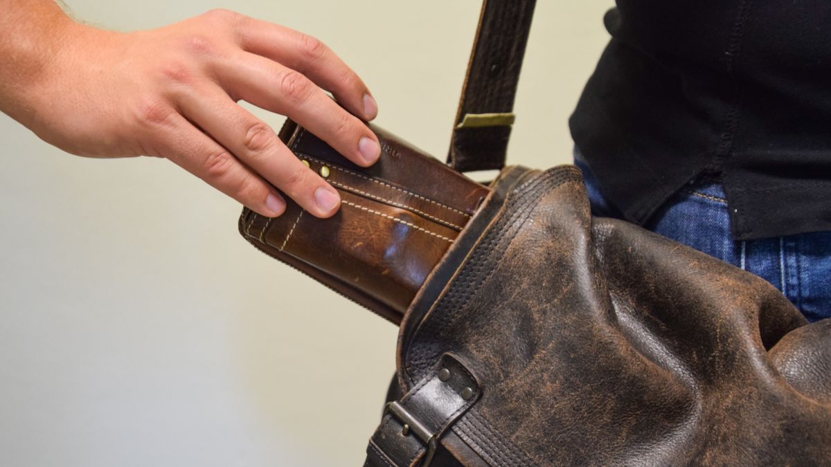 Symbolfoto Taschendiebstahl von Sven Prillwitz