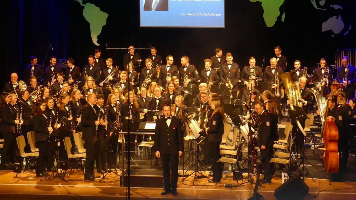 Der Feuerwehr-Musikzug Olpe beim Jahreskonzert 2019. von privat