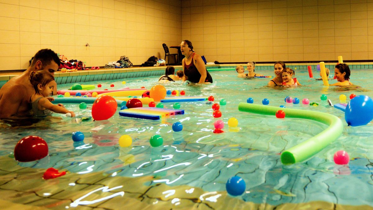 Ist die Angst erstmal abgebaut, ist der Spaß im Wasser vorprogrammiert. von Olaf Knoth