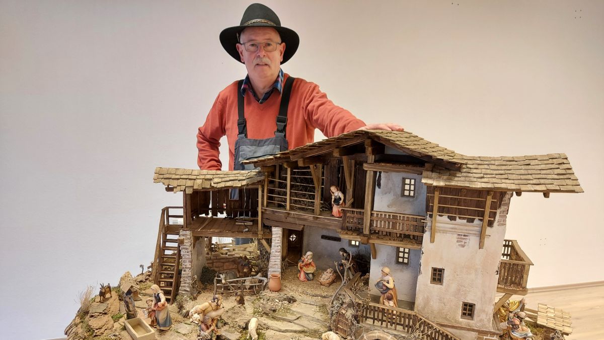 Martin Butzkamm mit einem seiner Kunstwerke. von privat