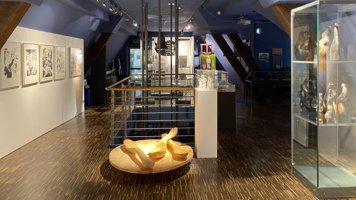 Die Ausstellung „... alles außer ...“ wird im Südsauerlandmuseum Attendorn gezeigt.