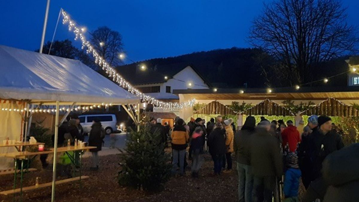 Die Dorfgemeinschaft Sange lädt zum Weihnachtsmarkt ein. von privat