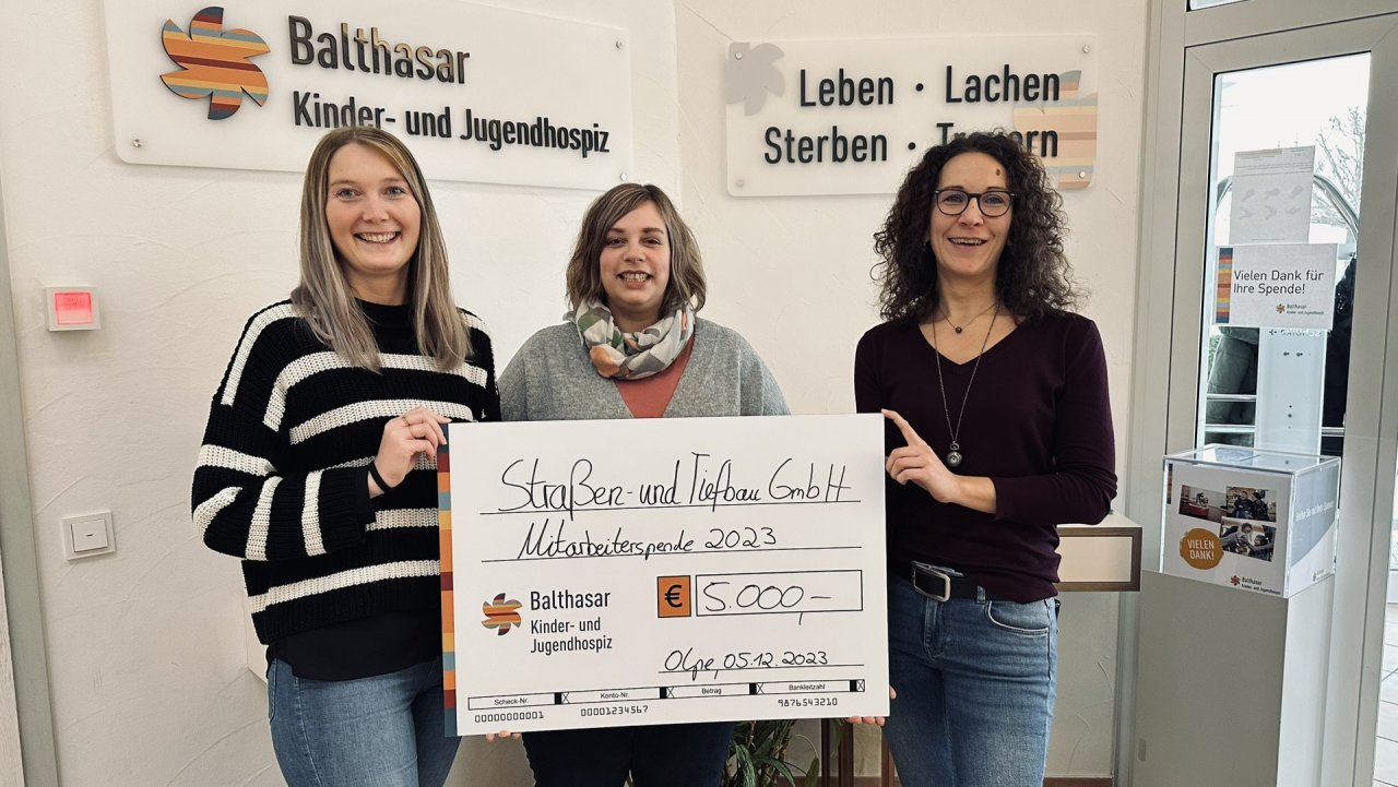 Kira Hömberg, Nina Schulte, Rebecca Kranz (v.l.). von privat