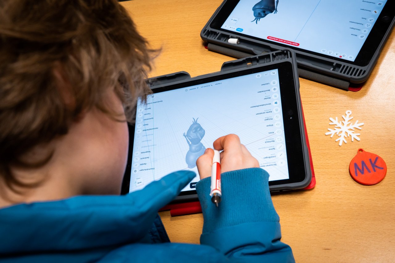 Spannende Stationen gibt es sowohl bei der Winter-Party als auch beim Tag der offenen Tür für die Viertklässler. von privat