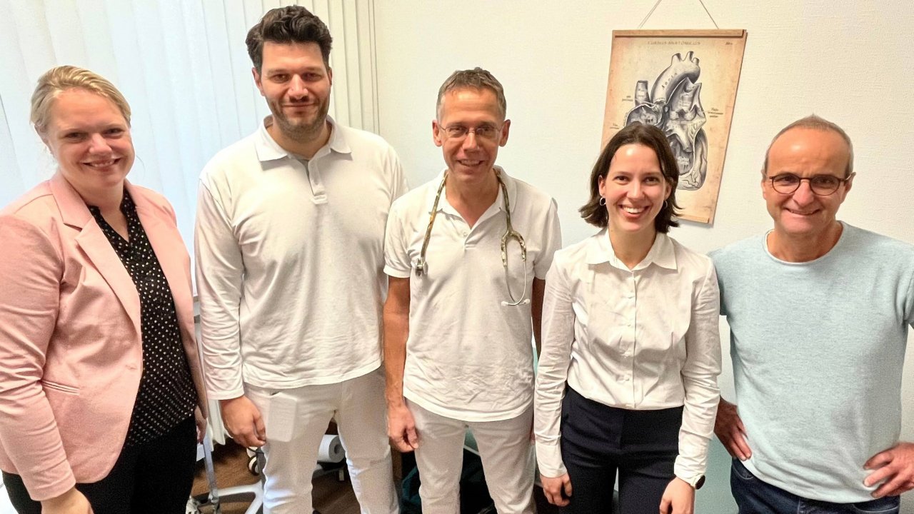 Von links: Christina Röcher, Dr. Thassilo Rustemeyer, Dr. Rolf Falke, Merel Robbers, Prof. Dr. Veit Braun. von Julia Luke, Stadt Attendorn