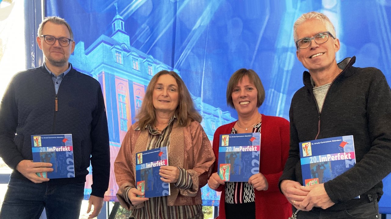 Seit zwanzig Jahren ein eingespieltes Redaktionsteam (von links): Ralf Wesbuer, Raphaele Voß, Doris Kennemann und Christoph Schulte. von Markus Pröll