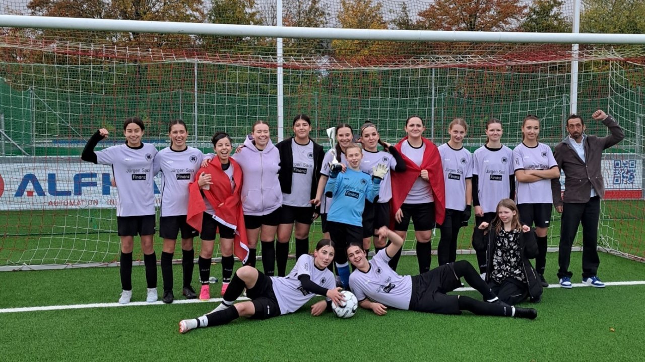 Die B-Juniorinnen des SC Drolshagen gewannen in der ersten Runde im Westfalenpokal. von privat