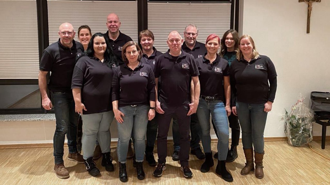 Der Vorstand des Gemischten Chores „Just Voices“ Altenkleusheim. von privat