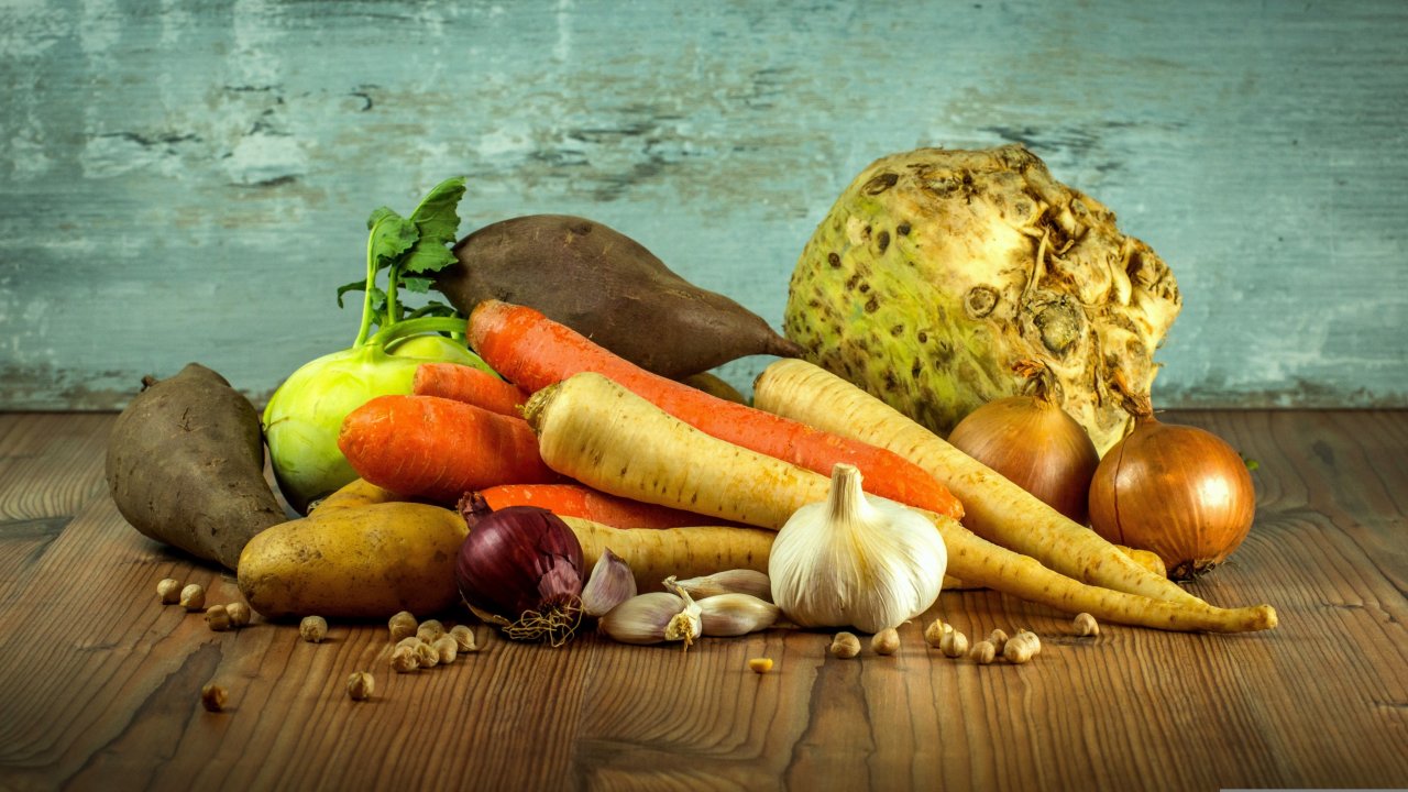 Auch in der Winterzeit gibt es leckeres Gemüse frisch auf dem Teller. Passende Rezepte dazu zeigt euch heute Melli Heuel. von pixabay