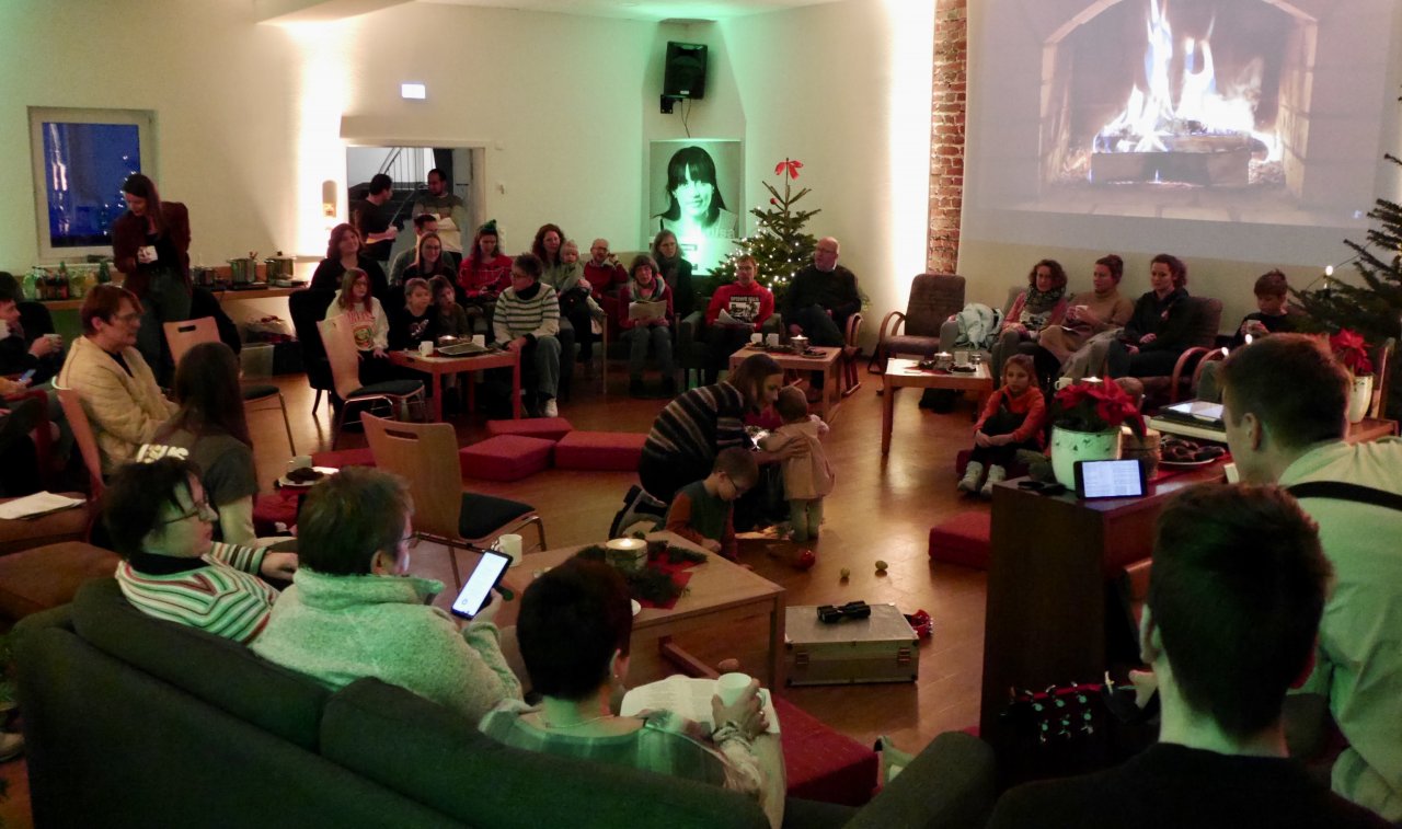 Weihnachtssingen für Jung und Alt im Jugendhof Pallotti. von privat