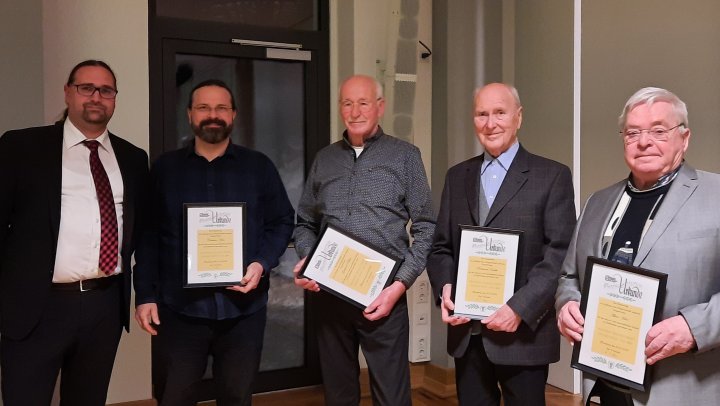 Eisbein und Ehrungen TraditionsTreffen beim MGV Finnentrop