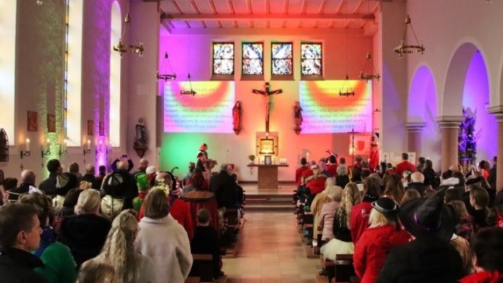 Der Karnevalsverein Schönau-Altenwenden lädt zum zweiten Karnevals-Gottesdienst in der...