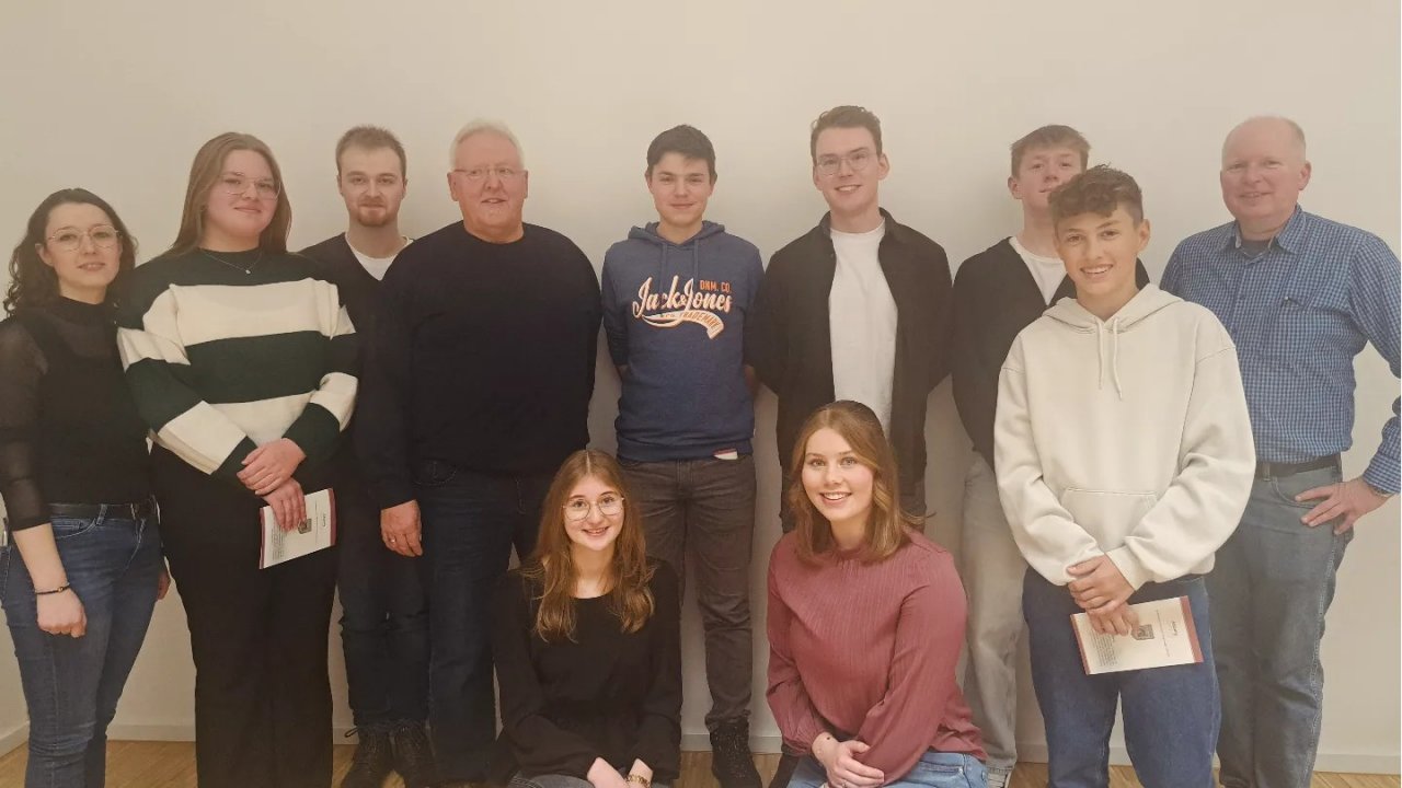 Der Vorstand des Musikvereins Harmonie Dünschede. von privat
