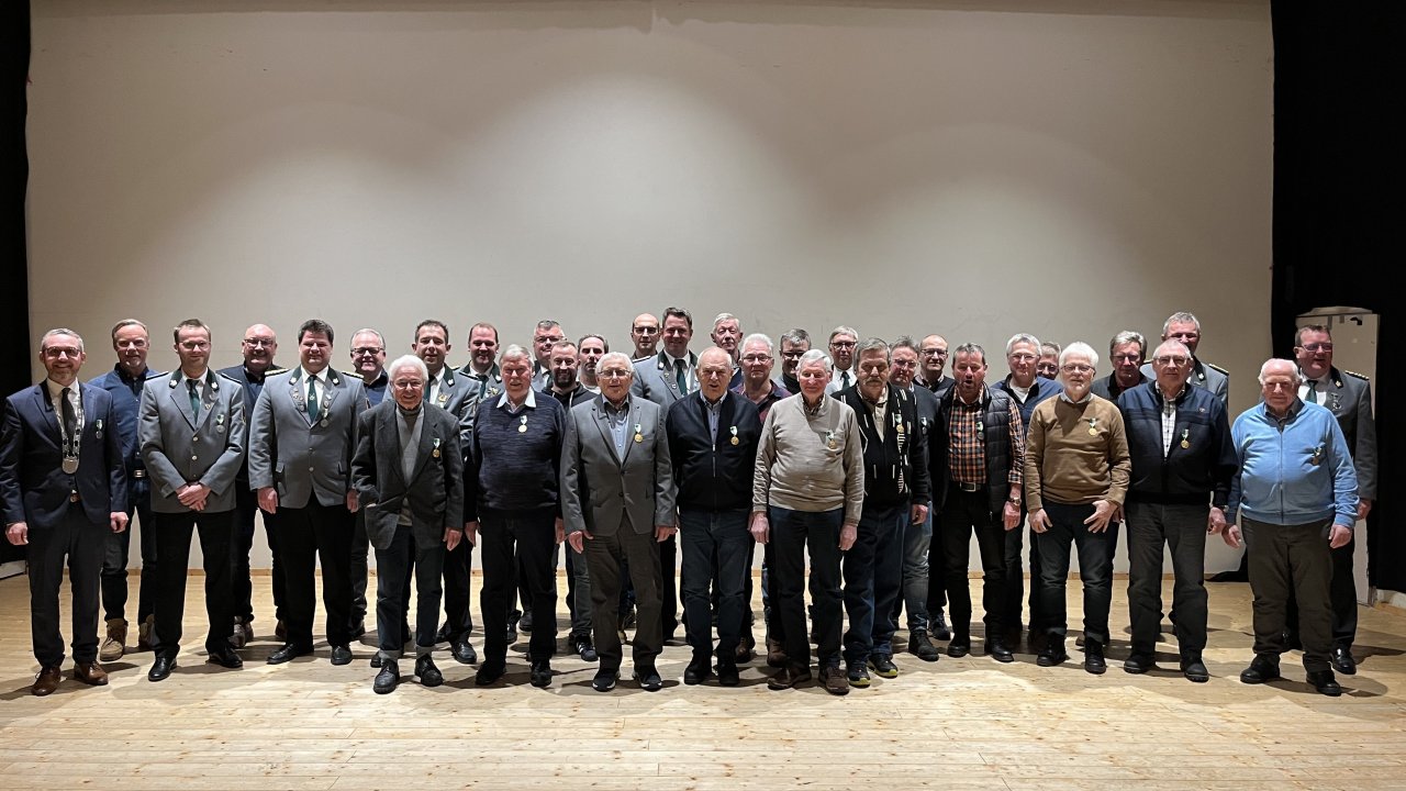 Mitglieder der Schützenbruderschaft Helden. von privat