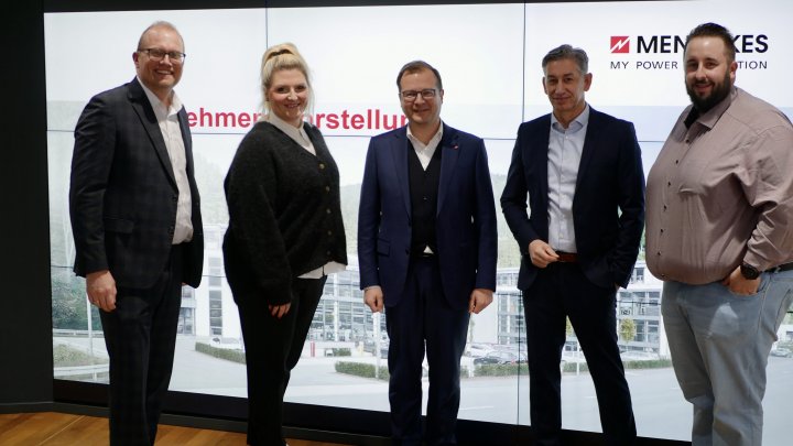 Von links: Jochen Ott SPD Vorsitzender Landtagsfraktion, Christin-Marie Stamm MdL, Christoph...