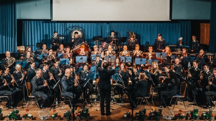 Der Musikverein Gerlingen präsentierte ein abwechslungsreiches Konzertproramm in der Aula der...