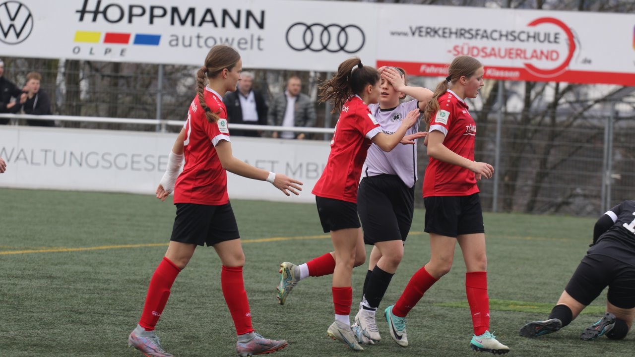 Die B-Juniorinnen des SC Drolshagen hatten am Sonntag, 17. März, den Bundesligisten FSV Gütersloh zu Gast. von privat