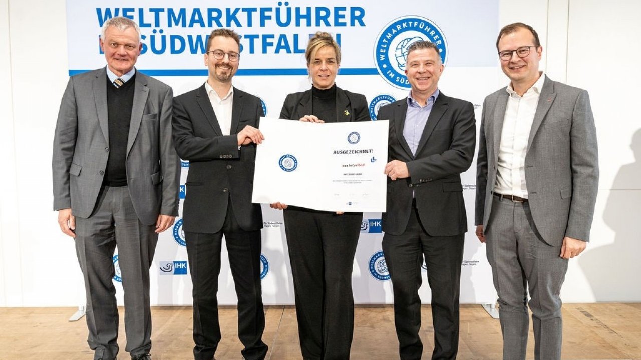 Unter anderem wurde aus dem Kammerbezirk der IHK Siegen das Unternehmen InterRed GmbH (Siegen) ausgezeichnet. von IHK Siegen