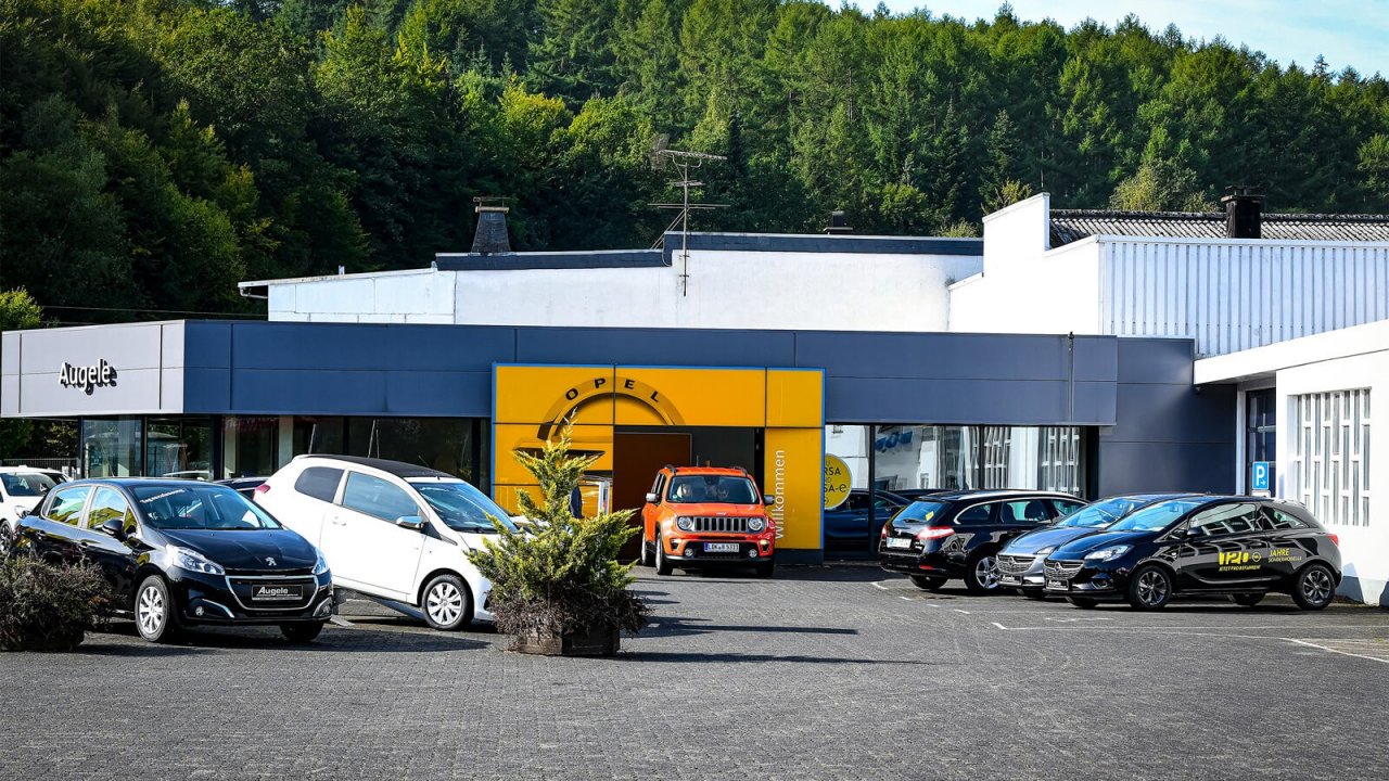 Das Autohaus Augele ist spezialisiert auf den Verkauf und Service rund um Neu- und Gebrauchtwagen von Opel und Peugeot. von Autohaus Augele