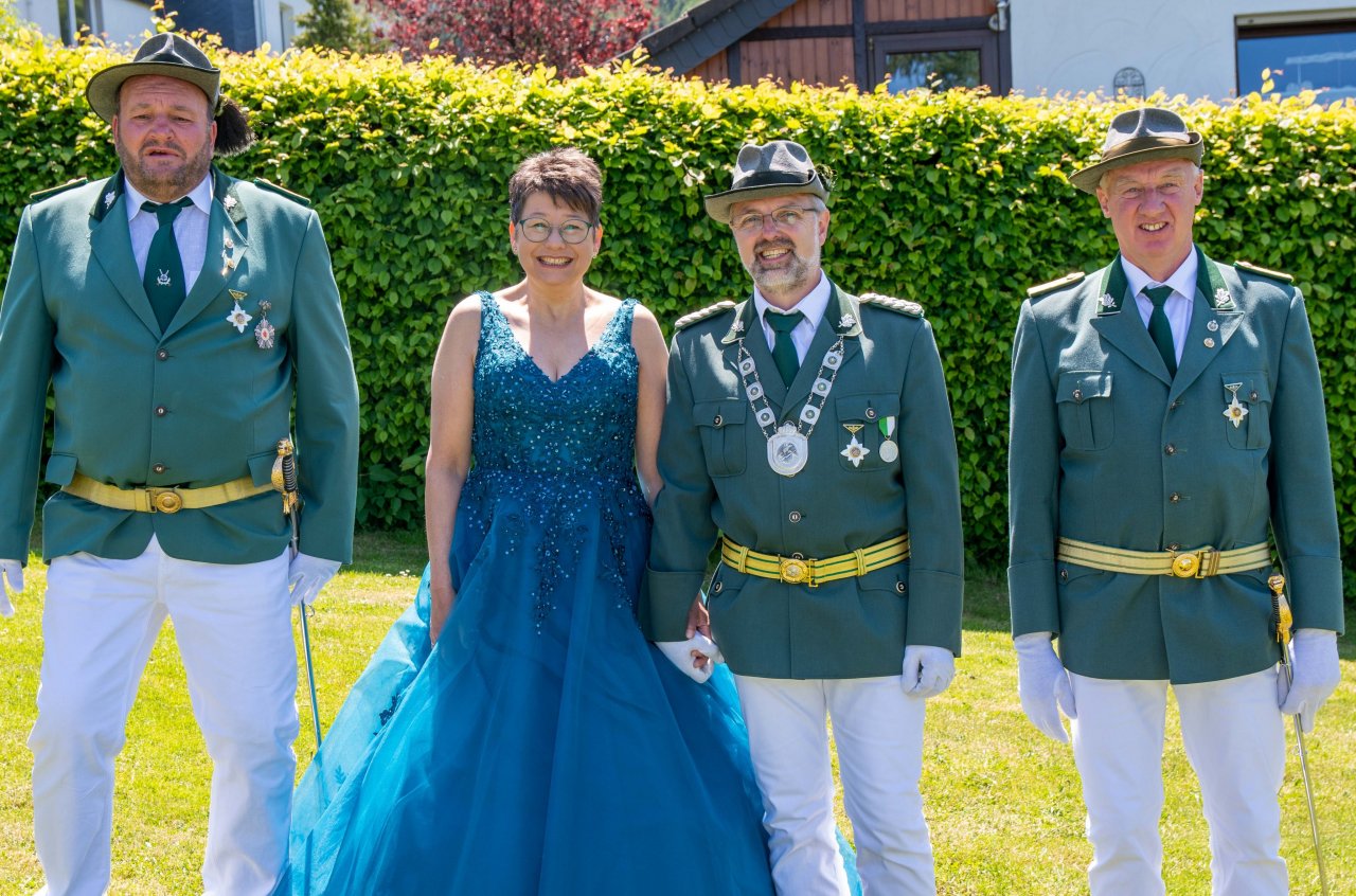 Das Kaiserpaar in Marmecke sind Stephan und Alexandra Nies. von privat