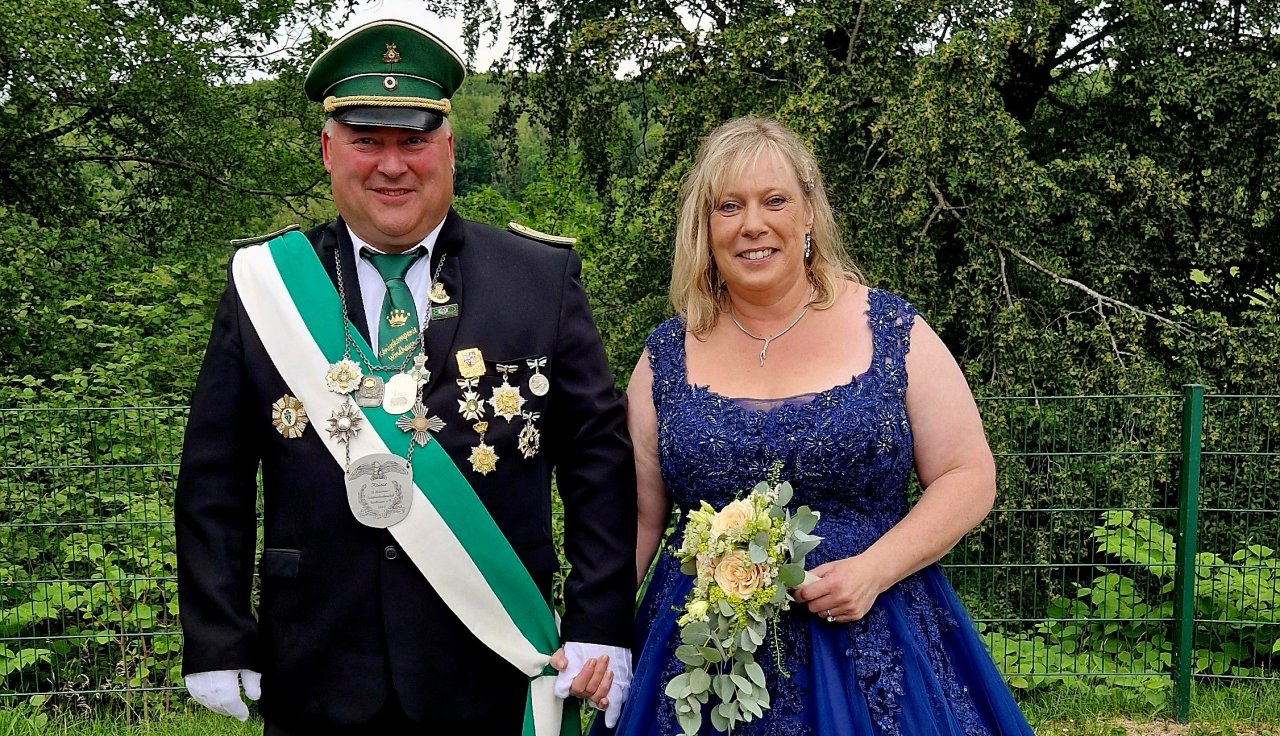 Das Kaiserpaar des Schützenvereins Windhausen: Guido Springob und Ulrike Wach von privat