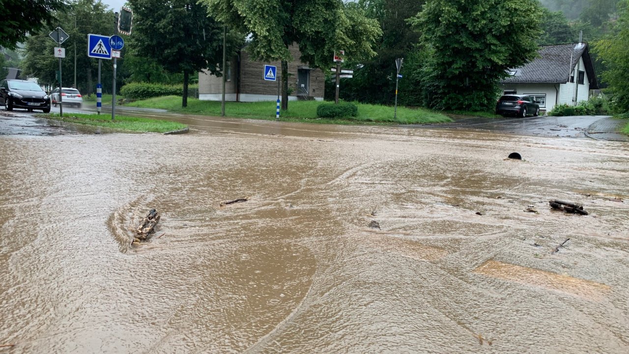 Archivfoto: Das Hochwasser nach Starkregen am 14. Juli 2021 in Langenei. von privat