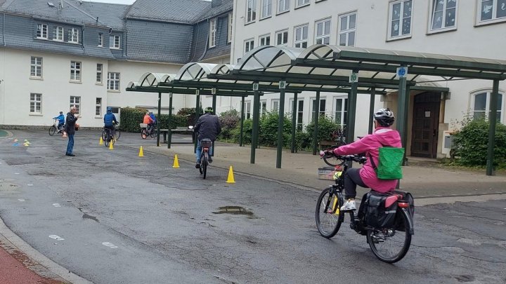 Die Kreisverkehrswacht Olpe bietet wieder Trainings für E-Bike- und Pedelec-Fahrer an.