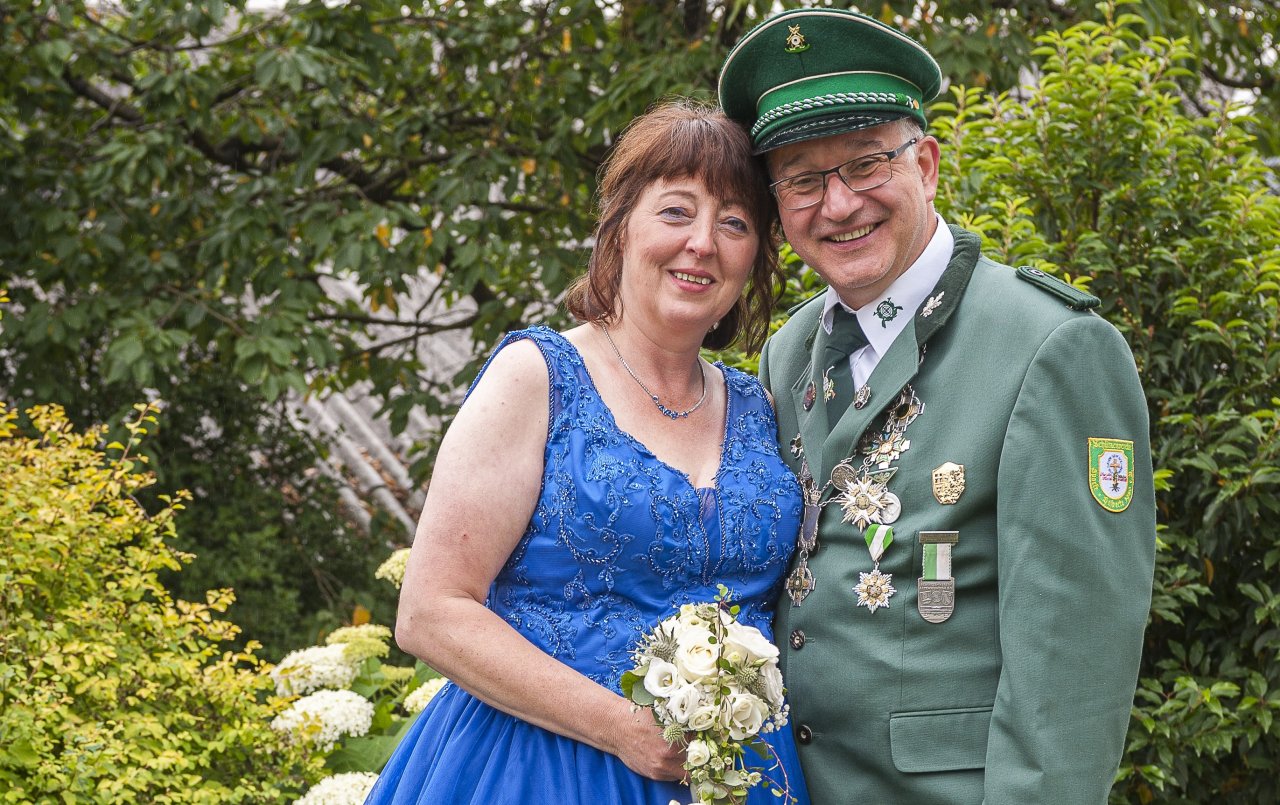 Kaiserpaar Sporke-Hespecke seit 2022: Matthias und Brigitte Albrecht von privat