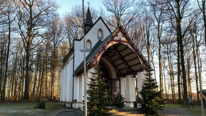 Die Kapelle Dörnschlade am Waldesrand - ein ganz besonderer Ort für viele Gläubige.