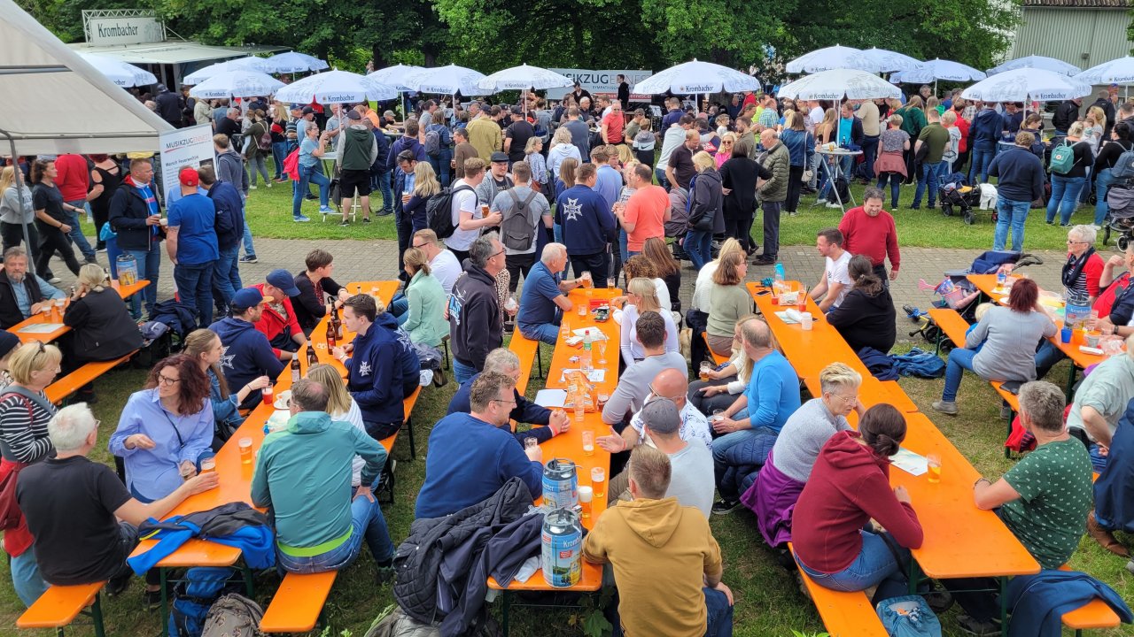 Erfahrungsgemäß ist die Veranstaltung immer gut besucht. von Musikzug Ennest