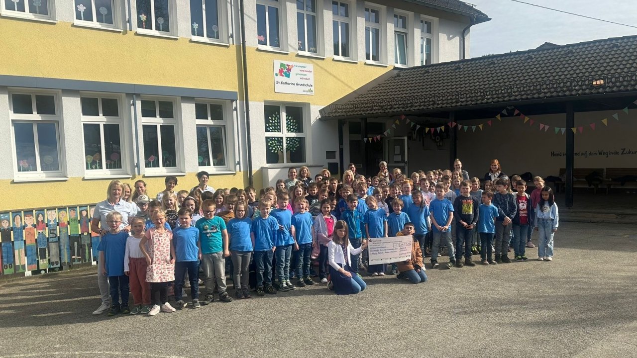 Heinsberger Grundschüler spenden 3.600 Euro. von privat
