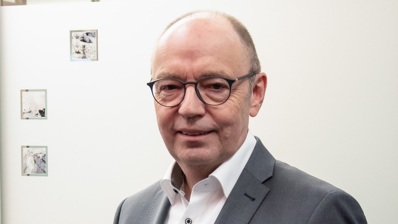 Der Verwaltungsrat der Sparkasse Olpe-Drolshagen-Wenden wähl-te Wilhelm Rücker als Nachfolger für den Vorstandsvorsitzenden Dieter Kohlmeier. von Sparkasse