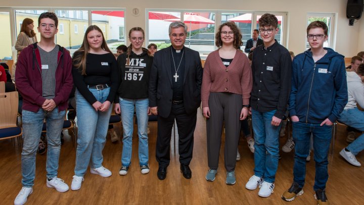 Erzbischof Dr. Udo Markus Bentz ist gastierte am Mittwoch, 8. Mai, im Dekanat Südsauerland.