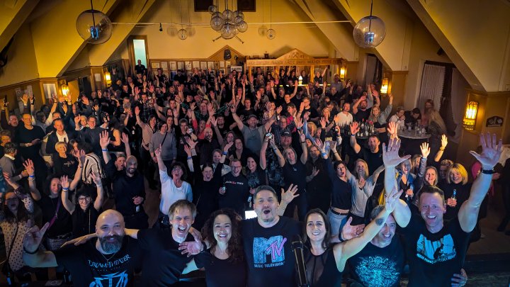 „Duke Reloaded“: Rock-Coverband begeistert in Meggen