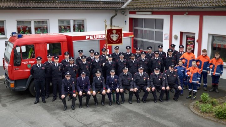 Die Feuerwehr Ostentrop in ihrem 75-jährigen Jubiläumsjahr.