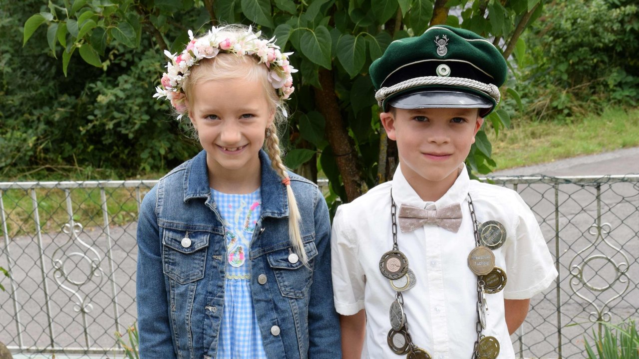 Die einjährige Regentschaft des Kinderkönigspaares Yasha Dawilin und Leonie Schleif endet. von privat