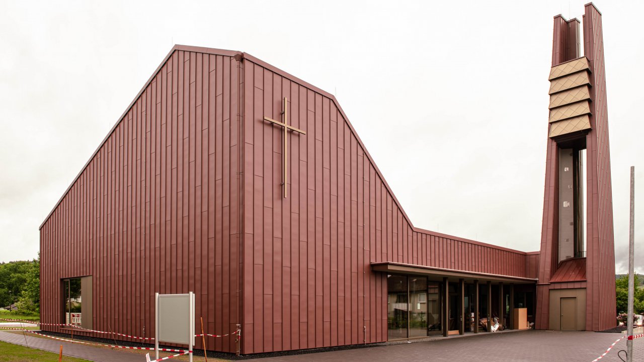 Die neue Pfarrkirche in Neu-Listernohl wird am Sonntag, 16. Juni, eingeweiht. von Nils Dinkel