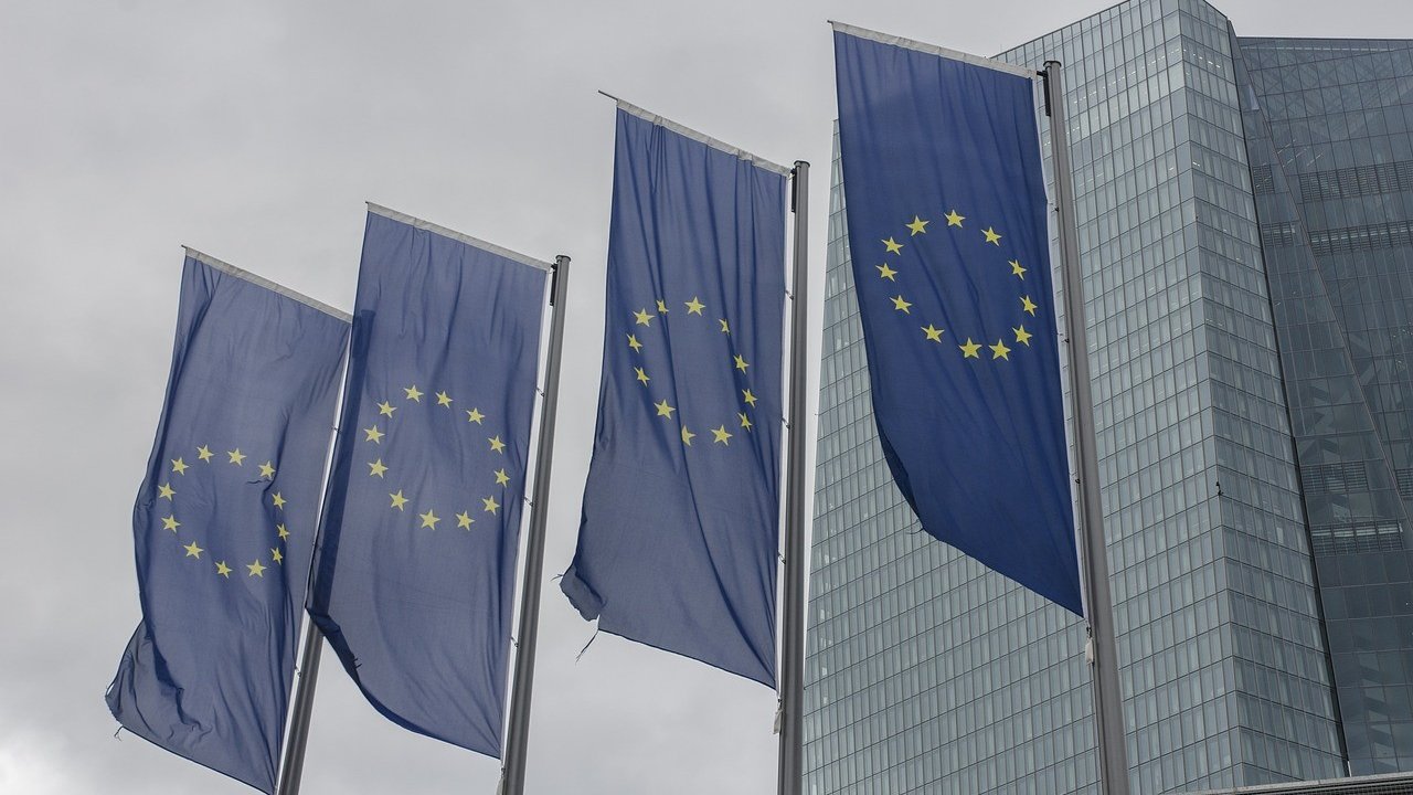 Symbolfoto Europaflagge von Pixabay.com