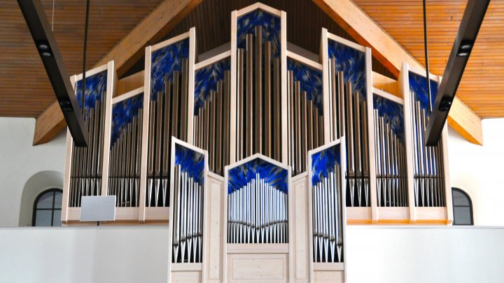 Der Orgelprospekt des neuen Instrumentes.