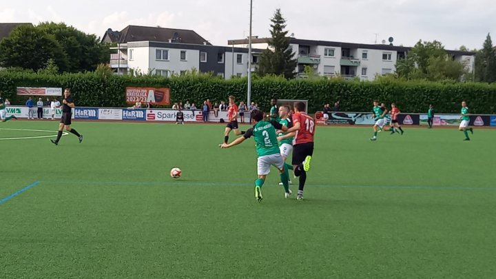 Die Finnentroper Fußball-Gemeindemeisterschaft startete am Mittwoch