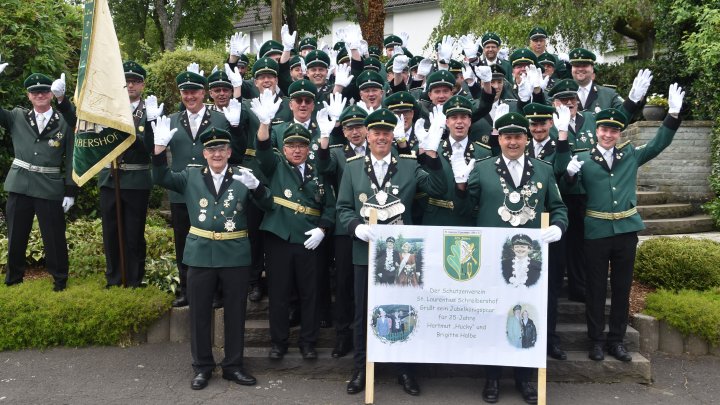 Der Vorstand und die Offiziere des Schützenvereins Schreibershof im 125-jährigen Jubiläumsjahr.