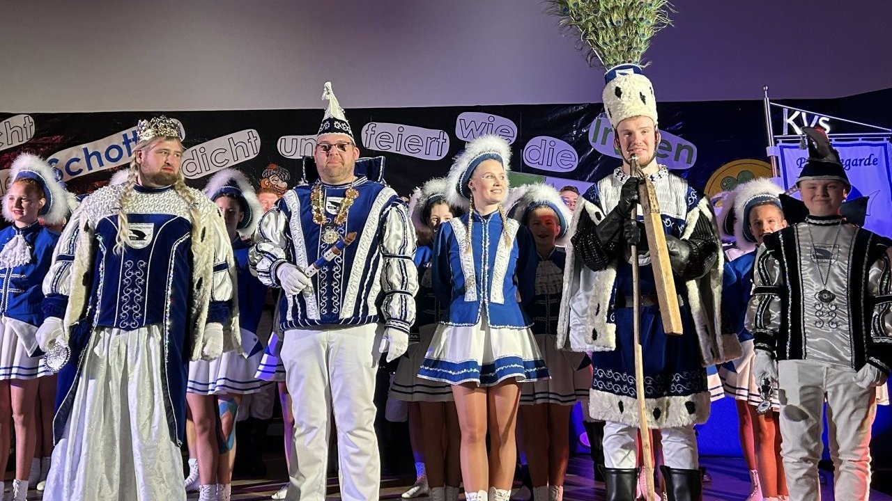 Ein lustiges Bergbauerndorf am Rande des Sauerlandes erwartet die Narren beim Karneval in Silberg. von privat