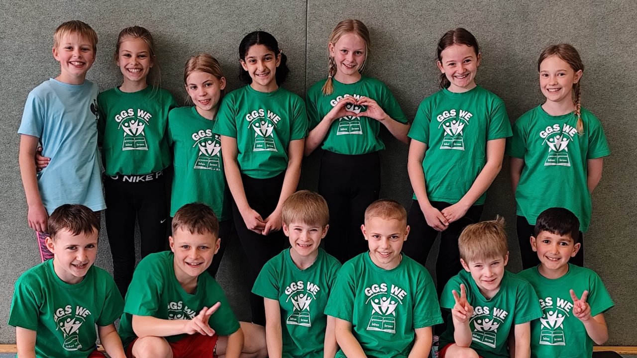 Beim Turnwettkampf der NRW Young Stars traten in Welschen Ennest Mannschaften aus drei Grundschulen gegeneinander an. Glücklicher Sieger wurde das Team der Grundschule Welschen Ennest. von privat