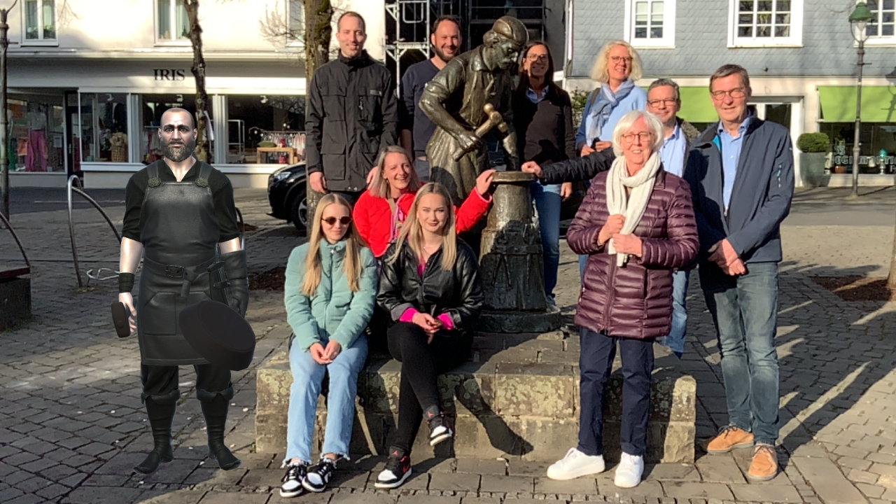Ab sofort kann man in Olpe auf „StadtsafARi“ gehen und die Innenstadt mithilfe von Augmented Reality mit dem eigenen Smartphone erkunden – und zum Beispiel ein gemeinsames Foto mit dem virtuellen Pannenklöpper machen. von Kreisstadt Olpe