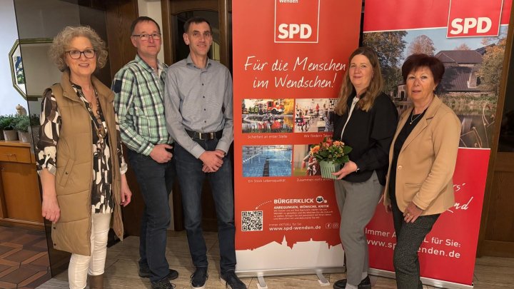 Bei der Mitgliederversammlung der SPD Wenden (v.l.): Jutta Hecken-Defeld (Vorsitzende), Andreas...
