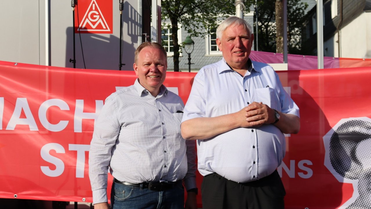 Rekord-Besucherzahl bei DGB-Veranstaltung auf dem Olper Marktplatz