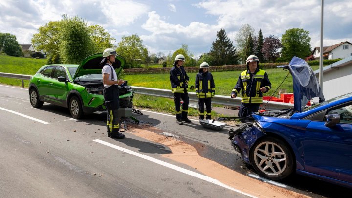 Bei einem Frontalzusammenstoß auf der K7 in Grevenbrück sind am Freitagmittag drei Personen...